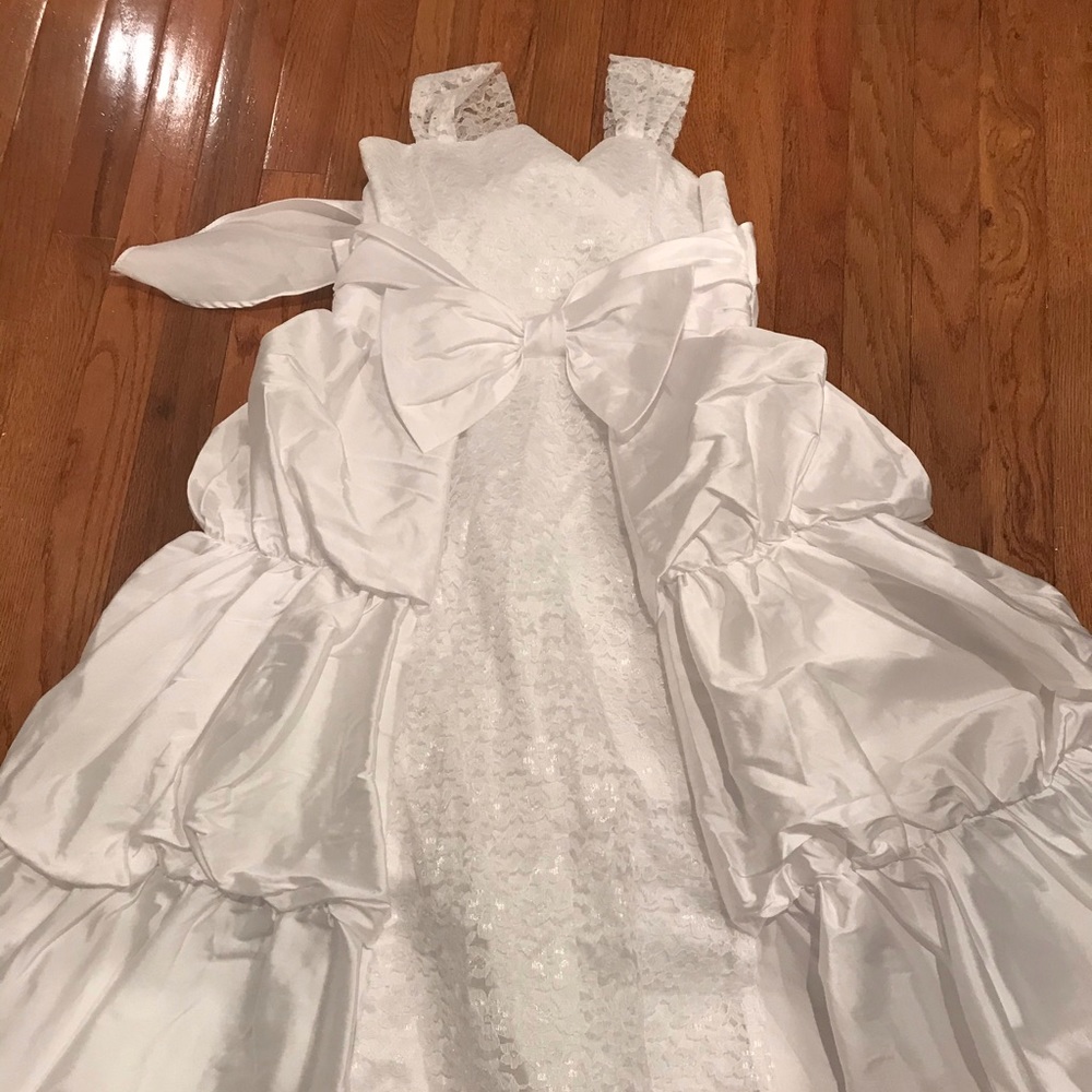 Beautiful white Dress